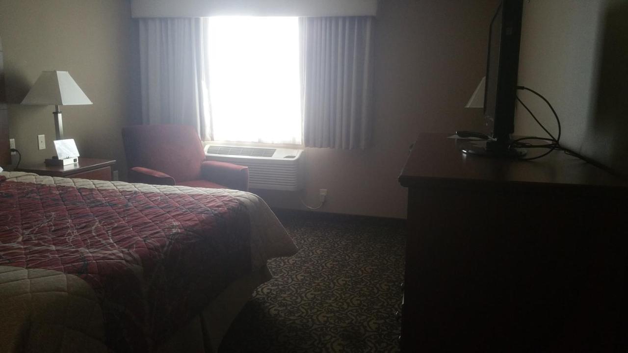 Canby Inn&Suites Eksteriør bilde